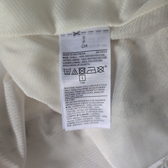 Old Navy Ditsy Floral Sundress White With Blue And Green Womens Small - Picture 4 of 4